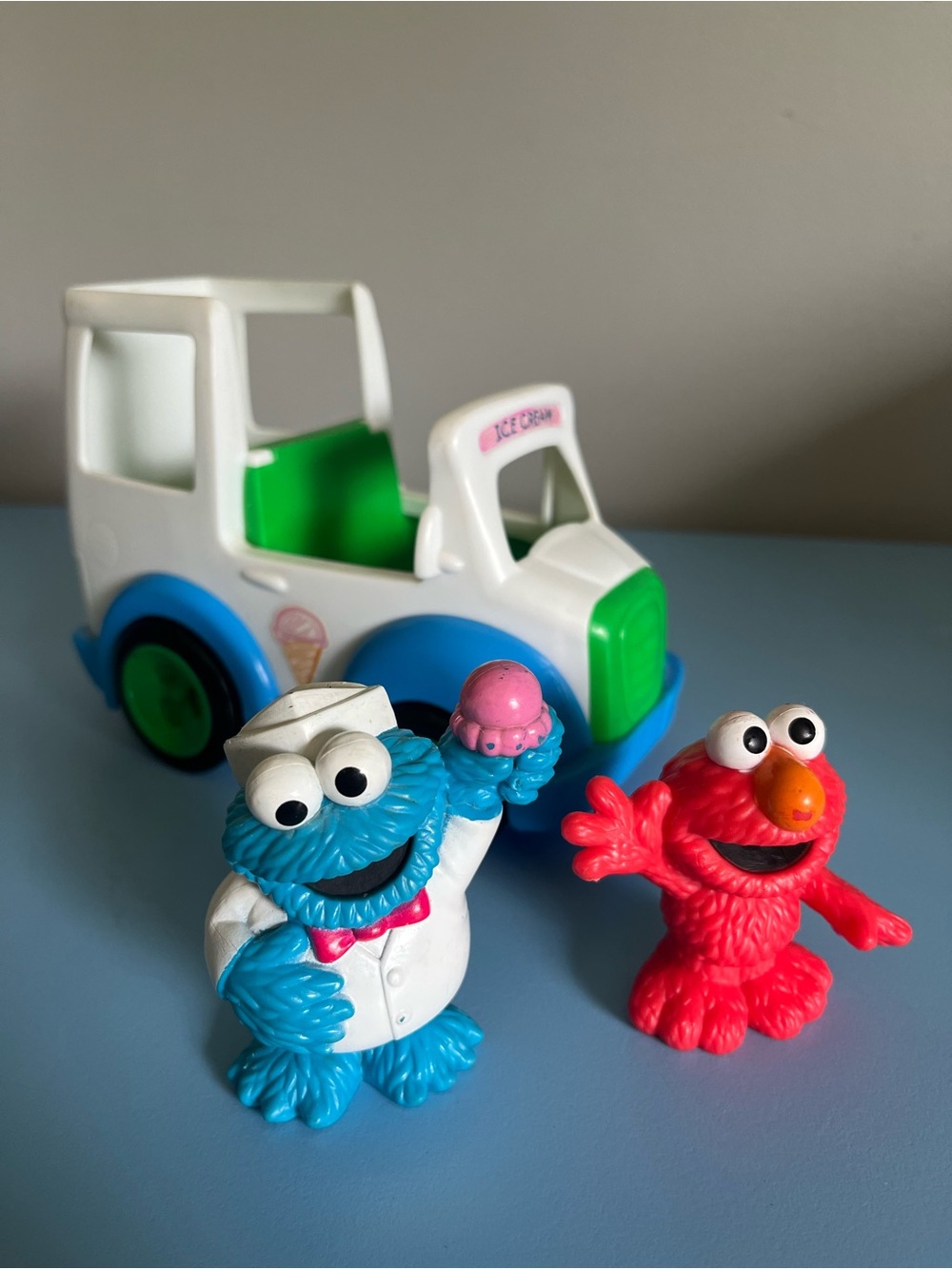 Mattel Seasame street ice cream truck set